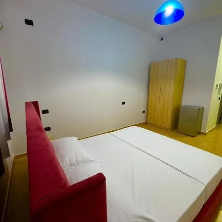 Bed and breakfast Luce Golem (Tirana)