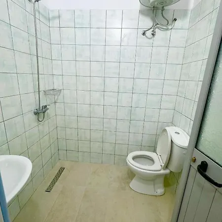 Bed & Breakfast Luce Golem (Tirana)