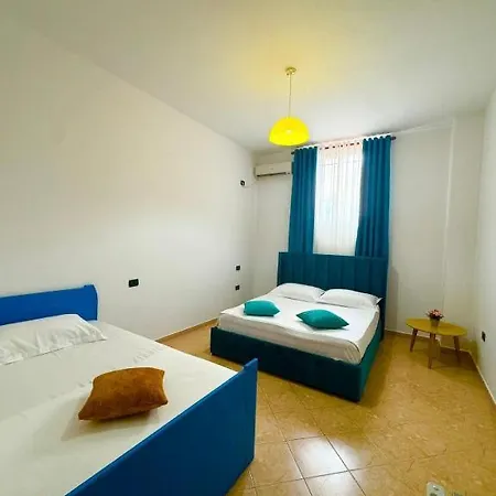 Bed and Breakfast Luce Golem (Tirana)